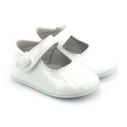 Boni Therese - Baby slippers in gelakt leer